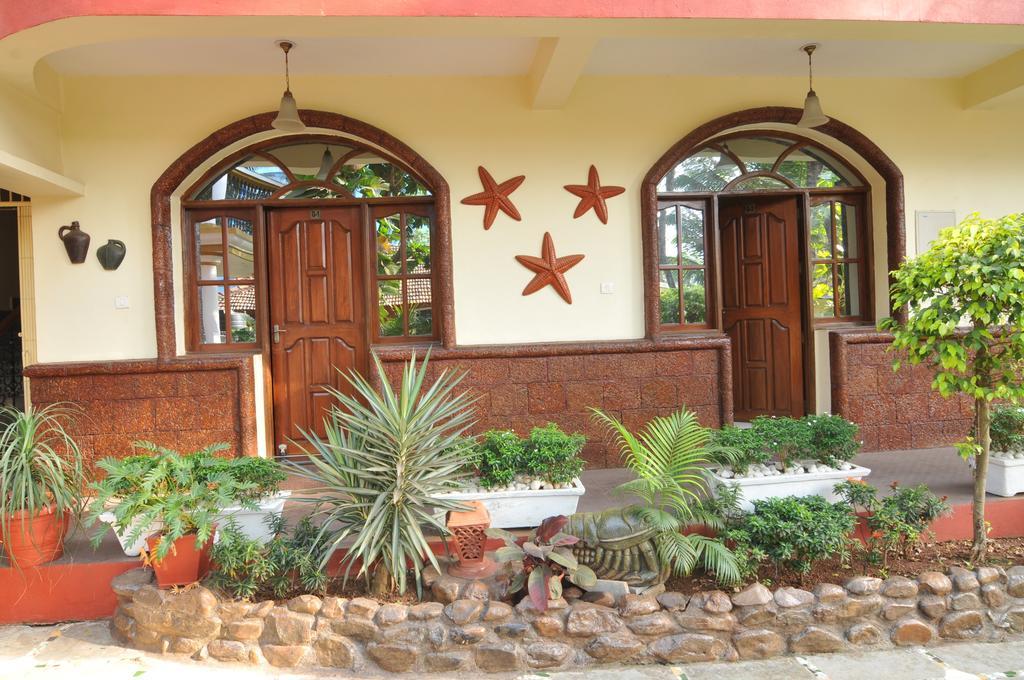 Casa De Cris Hotel Cavelossim Exterior photo